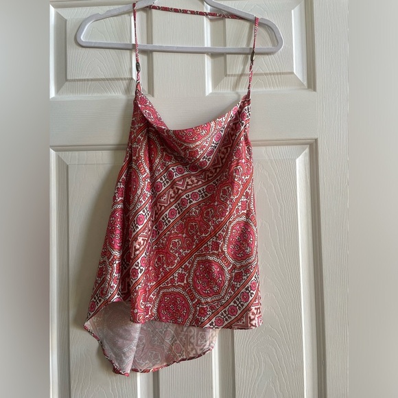 FREE PEOPLE PINK PRINTED SILKY SCARF TOP SIZE MEDIUM - Picture 1 of 8